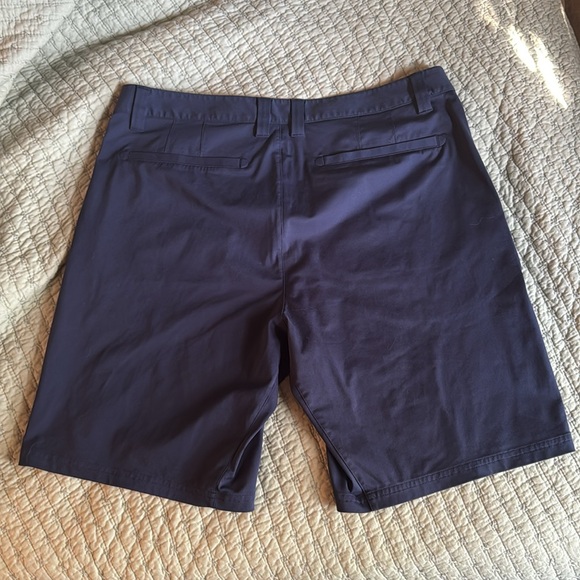 Rhone shorts - Picture 3 of 4